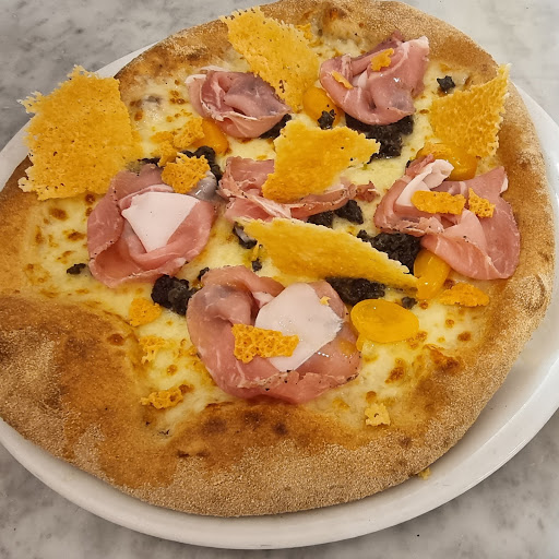 Pizzeria Pizza & Go Gallery - Italy
