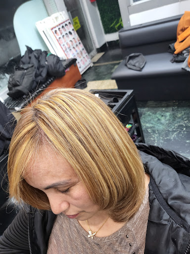 Ladys Beautiful Center Salon - Thumbnail