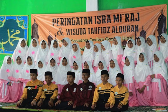 Pondok Pesantren Modern Gaza Al Islami, Author: Misbahuddin Albatawi