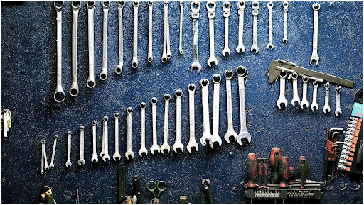WM AUTO SERVICES OF MIAMI LLC