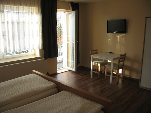 Café Schwarz - Hotel - Thumbnail