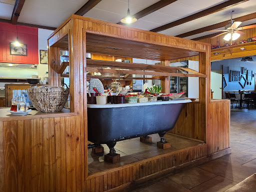 Isaack Restaurant - Visual