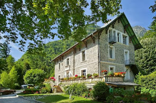 Photo n°24 de Camping Le Château de Rochetaillée à Le Bourg-d'Oisans (Terrain pour camping-cars)