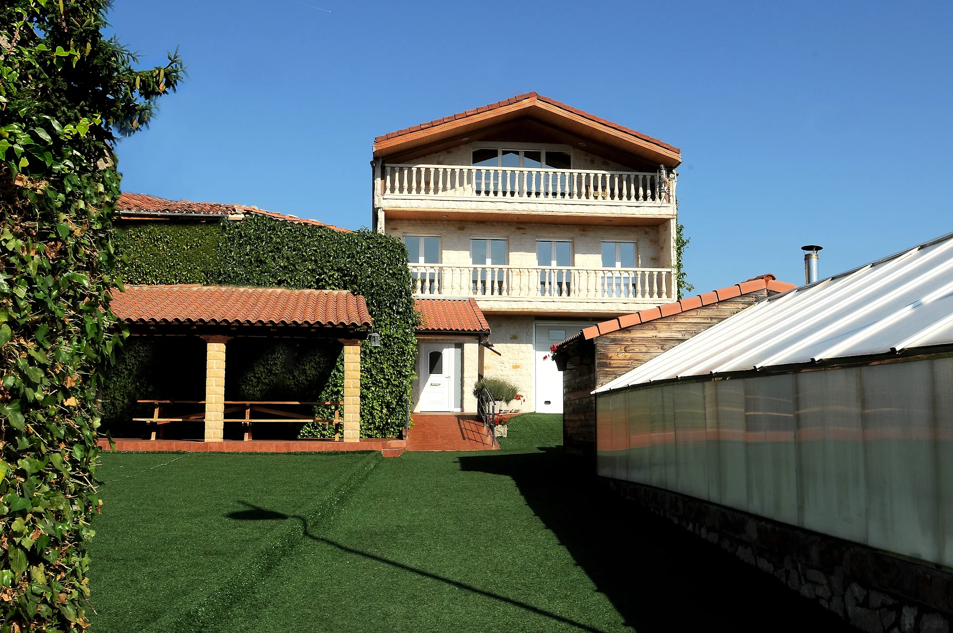 Alojamiento rural en Soria La Hiedra