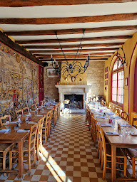 Photo n°4 de Restaurant Hôtel de l'Abbaye à Longpont (Restaurant)