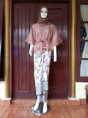 Virannisa's Boutique, Author: Vira Annisa Ayulia