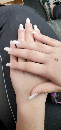 MB Nails - Thumbnail