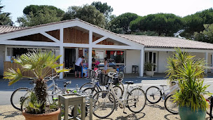 Photo n°46 de Camping Homair - La Grainetière à La Flotte (Piscine)
