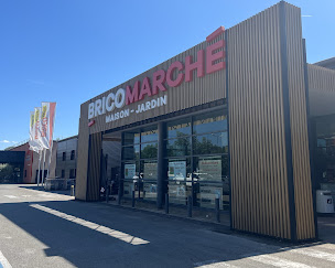 Photo n°1 de Bricomarché Gardanne à Gardanne (Magasin de poêles à bois)