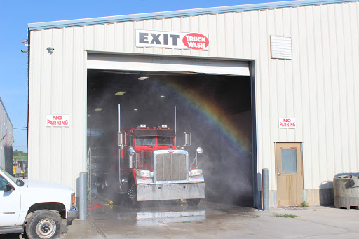 Quality Trucks and Trailers