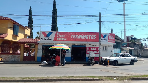 Refaccionaria y servicio Tekny motos