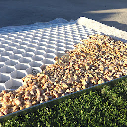 Photo n°39 de Galets granulats & cie - Aménagements paysagers: graviers galets enrochements et paillages à Caen à Carpiquet (Magasin de materiaux de construction)