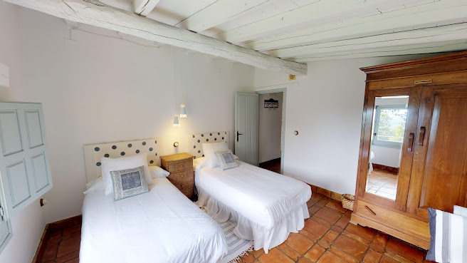 El Vergel de Chilla - Abejas 1-2 by null