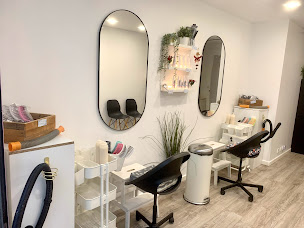 Photo n°2 de Centre de traitement Anti-poux Marseille 6 à Marseille (Salon de coiffure)