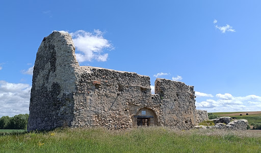 Iglesia de Nuestra Señora de la Serna (Ruinas)