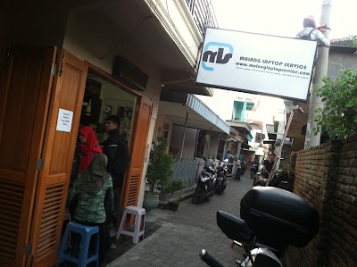 electronics-store
