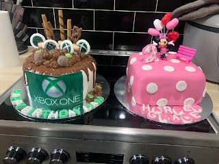 Cake Queen Vic
