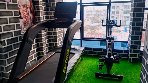 The silver fitness club