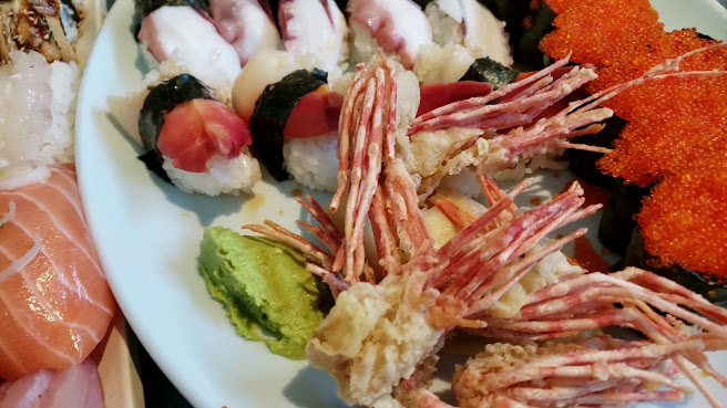 Saburos | Sushi House Restaurant by null