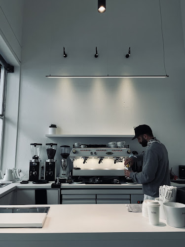 Opinii despre kolor. în Αθήνα - Καφετέρια