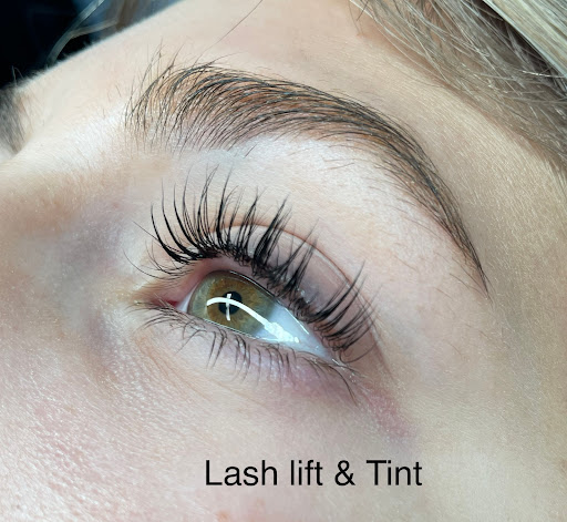 Lala Lash - Visual
