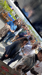 Photo n°38 de LE Z - Food Truck à Orléans (Traiteur ambulant)