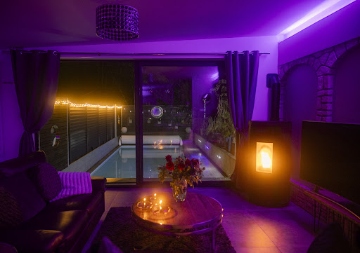 Photo de L'EDEN LOVE SPA SAINT REMY LES CHEVREUSE à Chevreuse (78460)