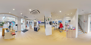 Photo n°8 de Boutique SFR Macon à Mâcon (Opérateur téléphonique)