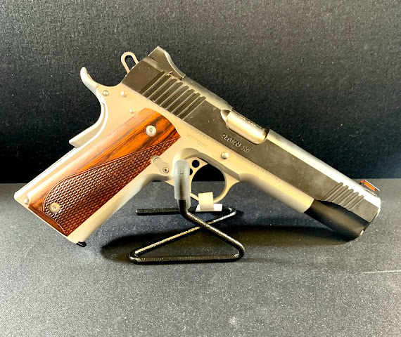 Earl's Pawn & Jewelry by null