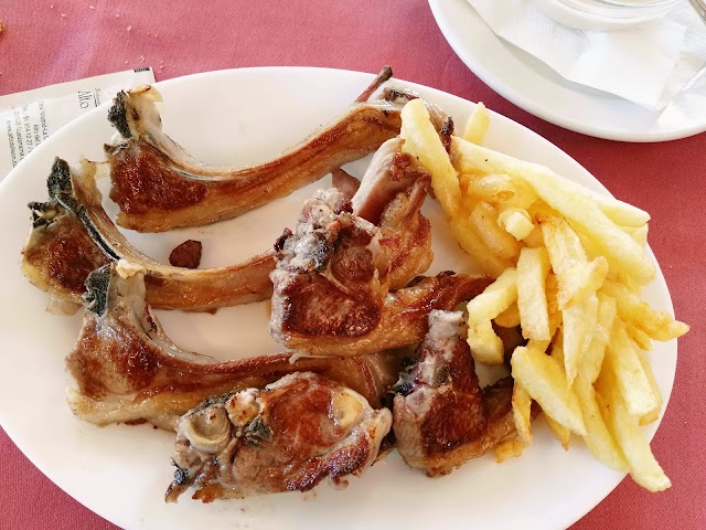 Asador Alto del Leon