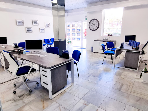 Inmobiliaria en Mejorada del Campo | CORREDOR DEL HENARES Logo