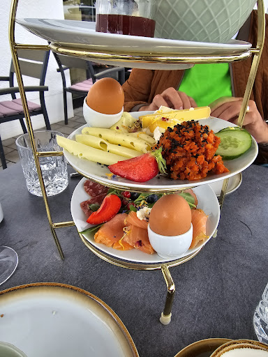 Sabs Cafe - Visual