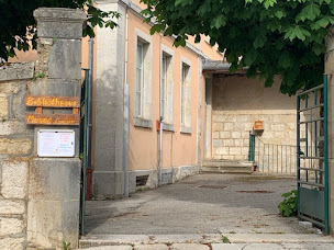 Photo n°2 de Bibliothèque de Jougne à Jougne (Bibliothèque municipale)