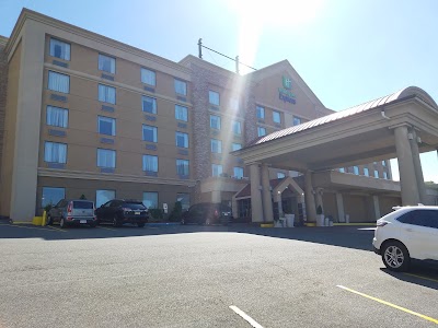 Photos of Holiday Inn Express North Bergen - Lincoln Tunnel