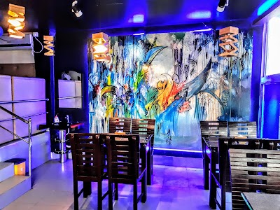 Photos of Vadraz Caf&eacute;