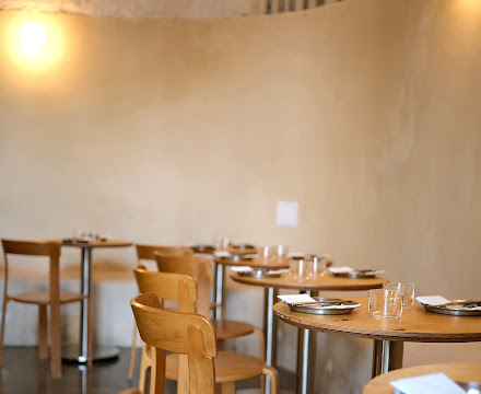 Peaches, restaurant in Warsaw