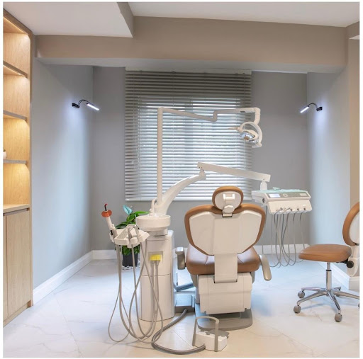 Cemre Dalaman Ağız ve Diş Sağlığı Kliniği