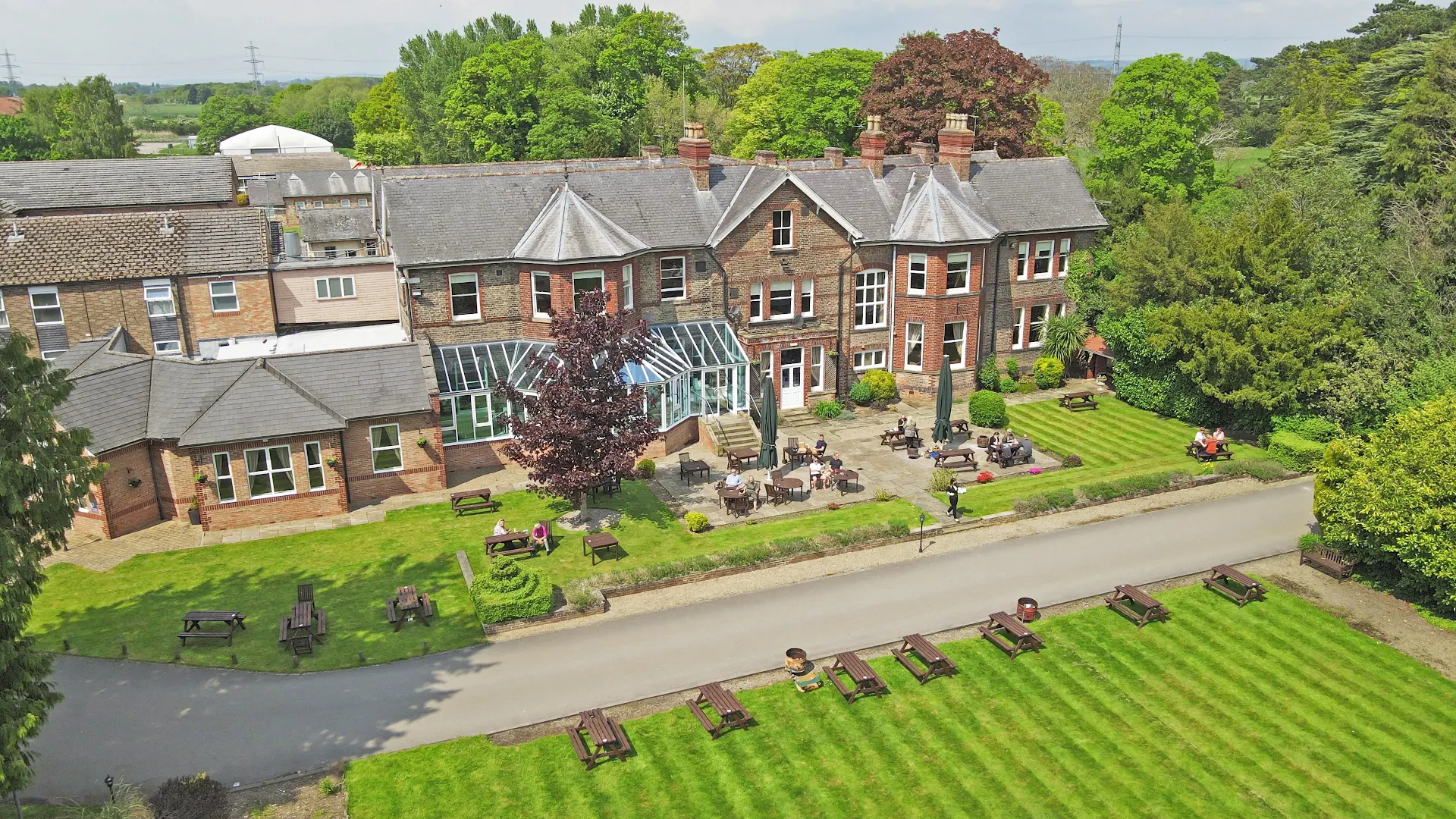Burn Hall Hotel