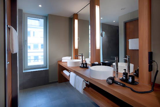 Me and All Hotel Dusseldorf, by Hyatt by null