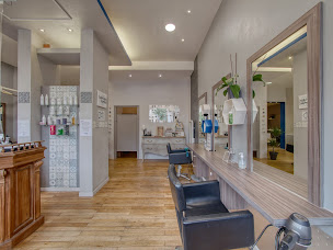 Photo n°15 de Coiffure Parenthese à Fontenay-le-Comte (Salon de coiffure)