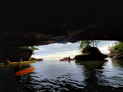 Apostle Islands Sea Cave Tours