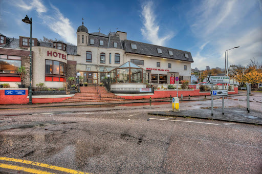 Muthu Fort William Hotel
