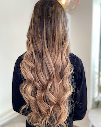 Photo n°7 de L’Atelier de Raïssa à Sanilhac (Salon de coiffure)