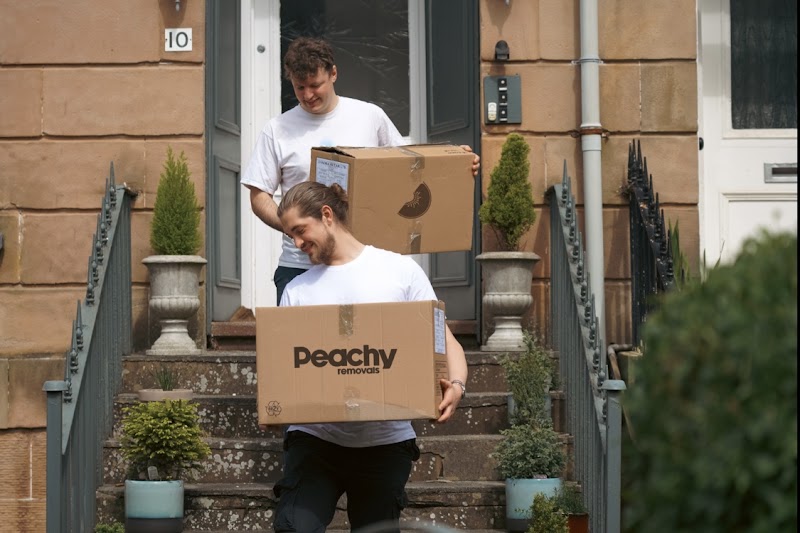 Peachy Removals photo 3