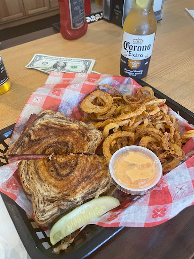 S&S Hometown Bar - Thumbnail