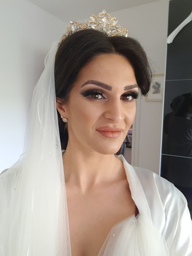 Hiam - Make-up Artist & Permanent - Thumbnail