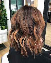 Photo n°7 de UKIYO hair à Avignon (Salon de coiffure)