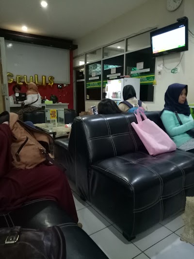 Photos of Geulis Travel