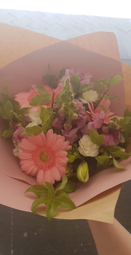 Rae's Florist