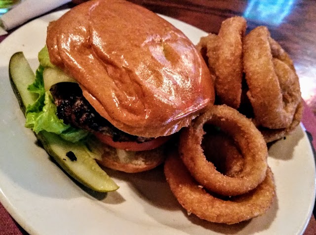 Porters Bar and Grill